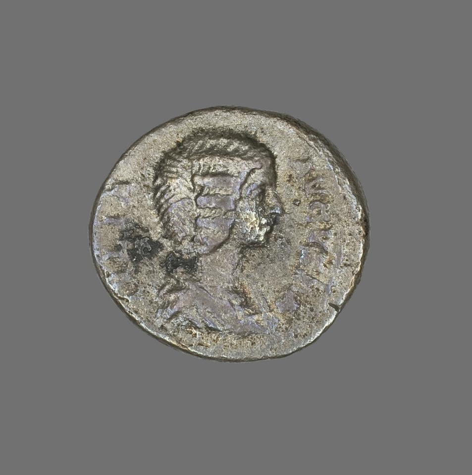 Julia Domna, Silver denarius, collection photograph AIC-141842, obverse