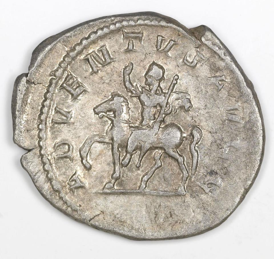 Philip the Arab, silver antoninianus, collection photograph IATH-1991.17.34, reverse