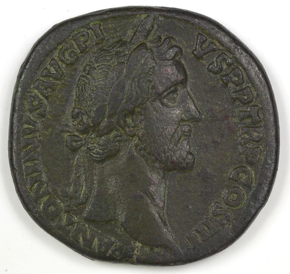 Antoninus Pius, copper-alloy dupondius, collection photograph IATH-1989.19.11, obverse