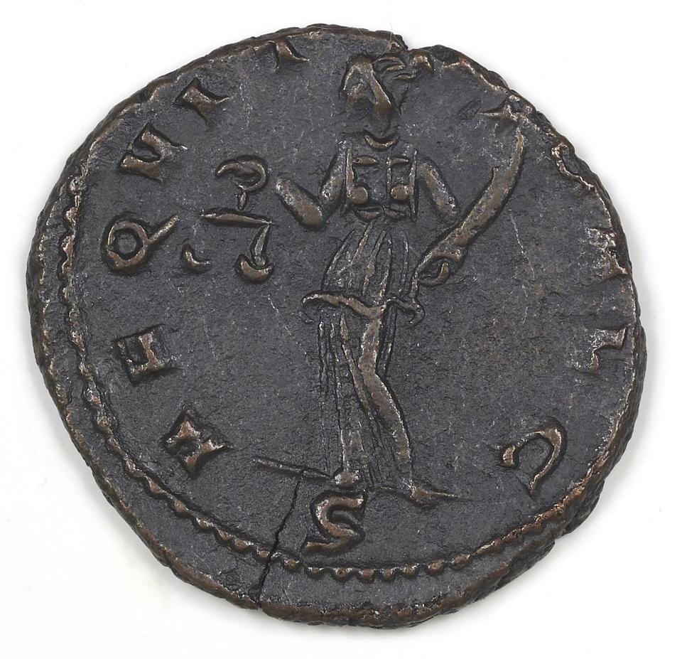 Claudius II Gothicus, silver antoninianus, collection photograph IATH-1987.46.30, reverse