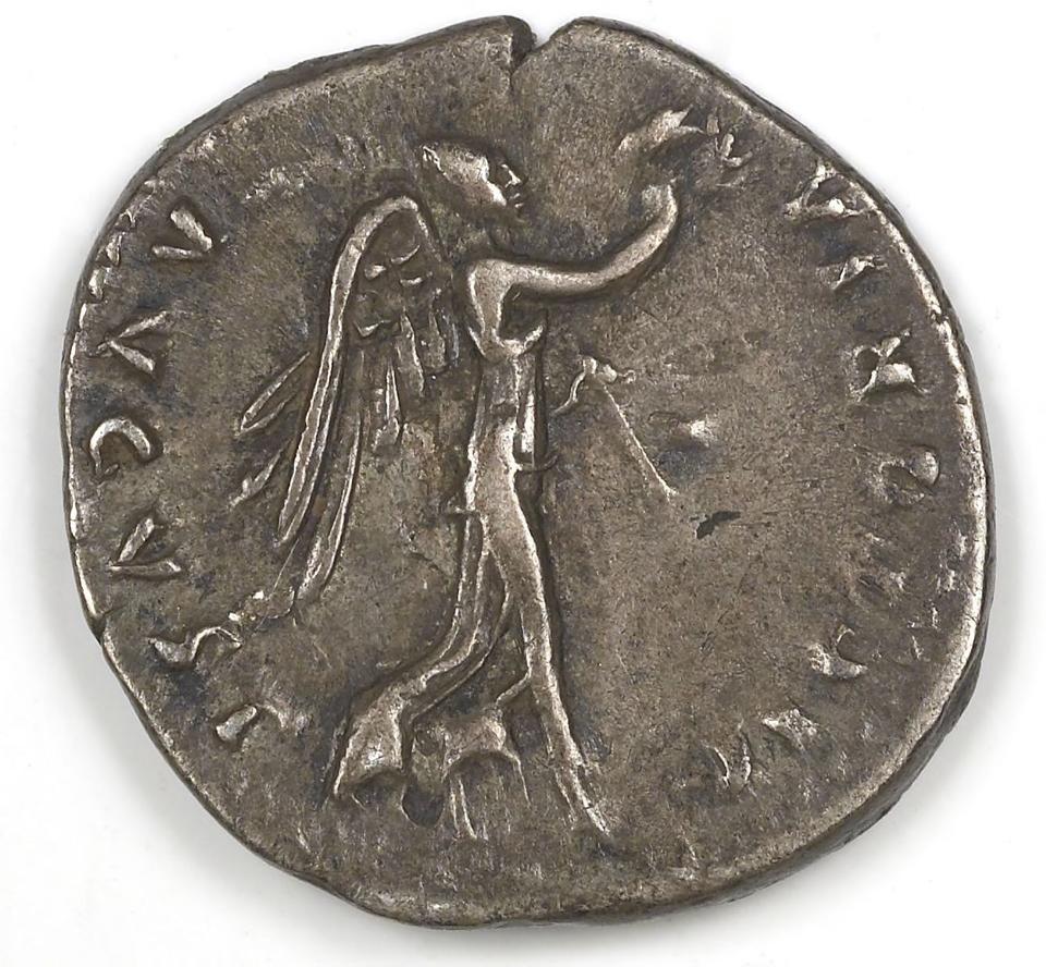 Vespasian, silver quinarius, collection photograph IATH-1996.2.2, reverse