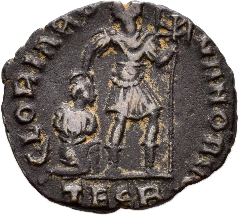 Valentinian I, copper-alloy ae3, collection photograph Konstanz-ID2, reverse