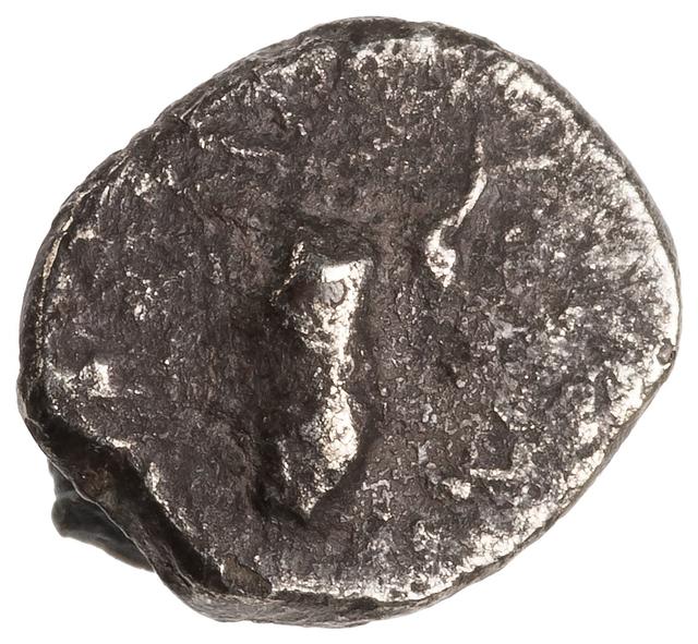 Yehud Medinata Silver Hemiobol, obverse