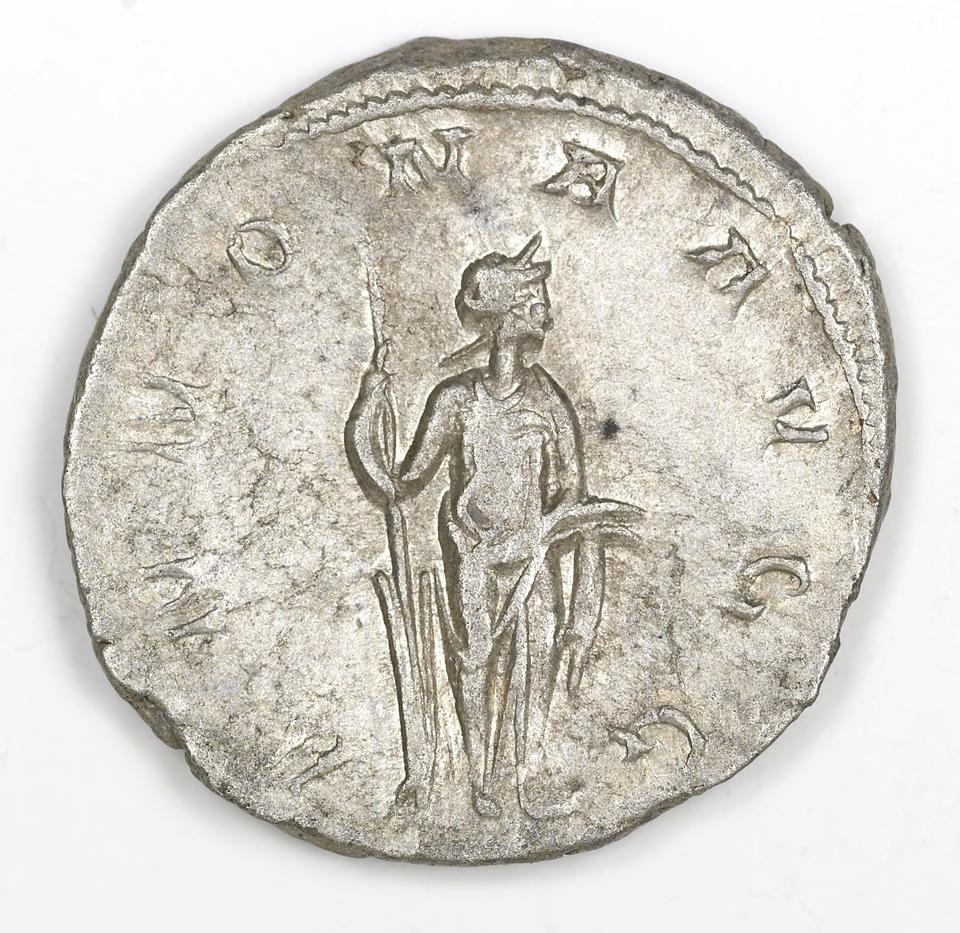 Trebonianus Gallus, silver antoninianus, collection photograph IATH-1991.17.41, reverse