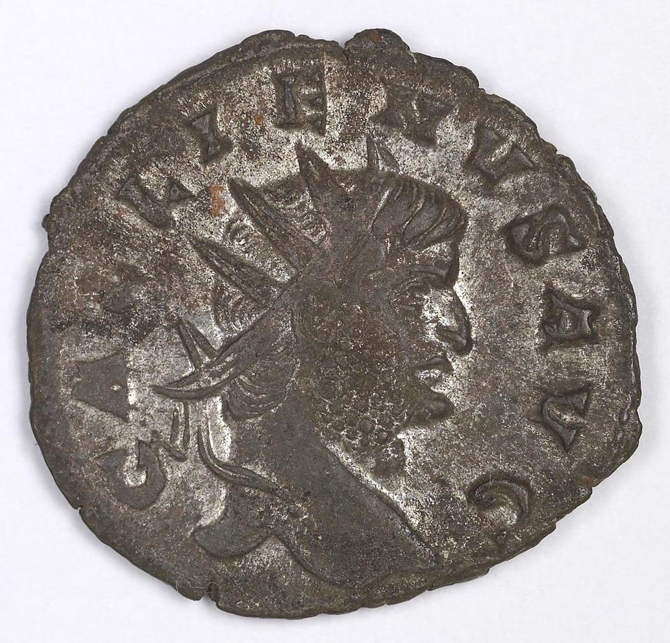 Gallienus, silver antoninianus, collection photograph IATH-1991.17.91, obverse