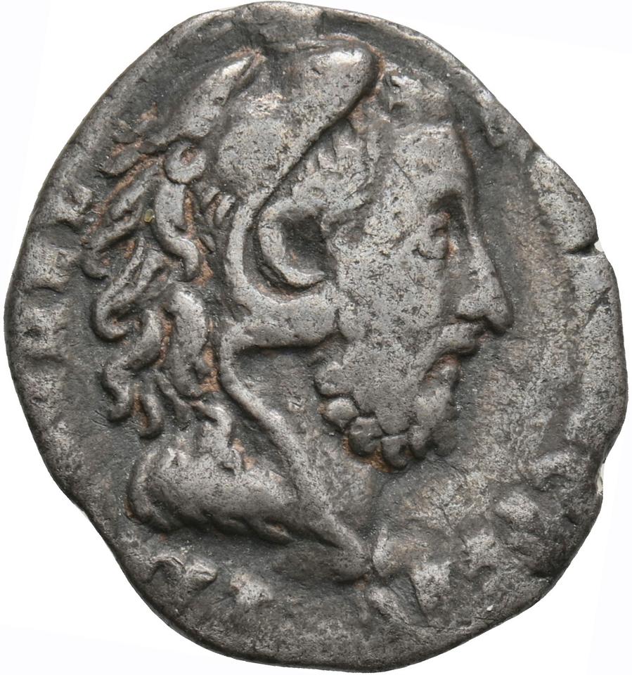 Commodus, silver denarius, collection photograph Koeln-ID836, obverse