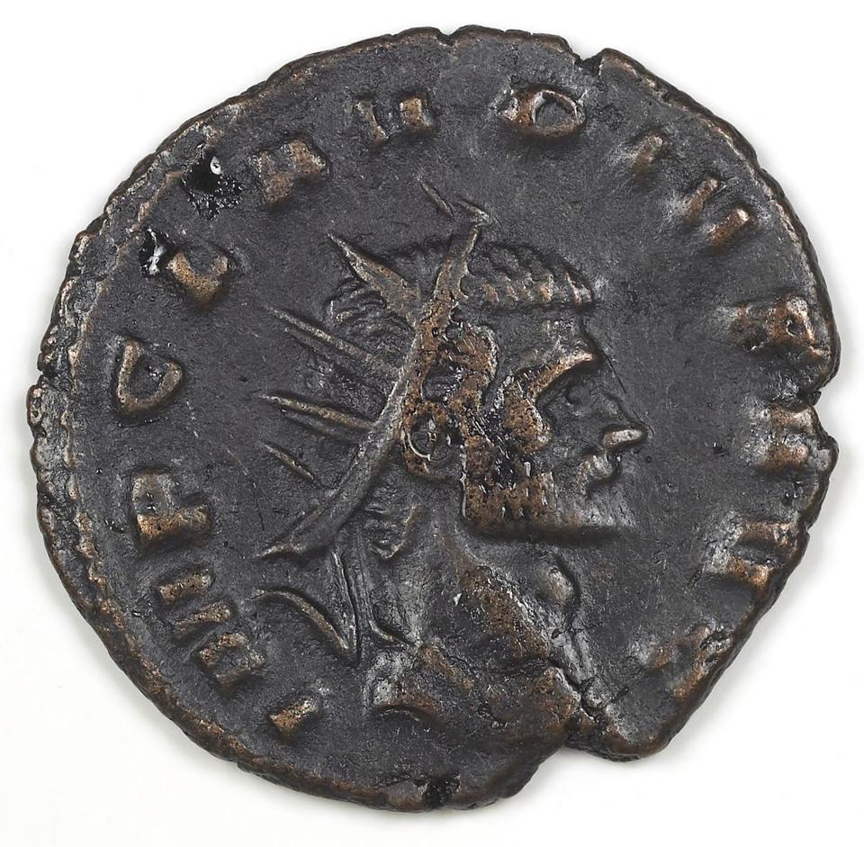 Claudius II Gothicus, silver antoninianus, collection photograph IATH-1987.46.46, obverse