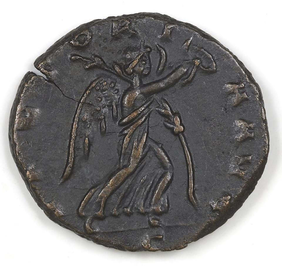 Claudius II Gothicus, silver antoninianus, collection photograph IATH-1987.46.49, reverse