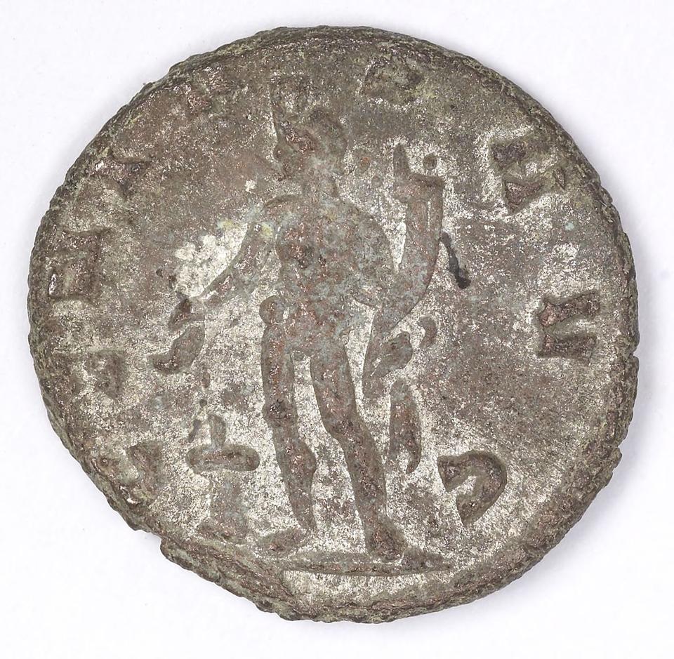 Claudius II Gothicus, silver antoninianus, collection photograph IATH-1991.17.191, reverse