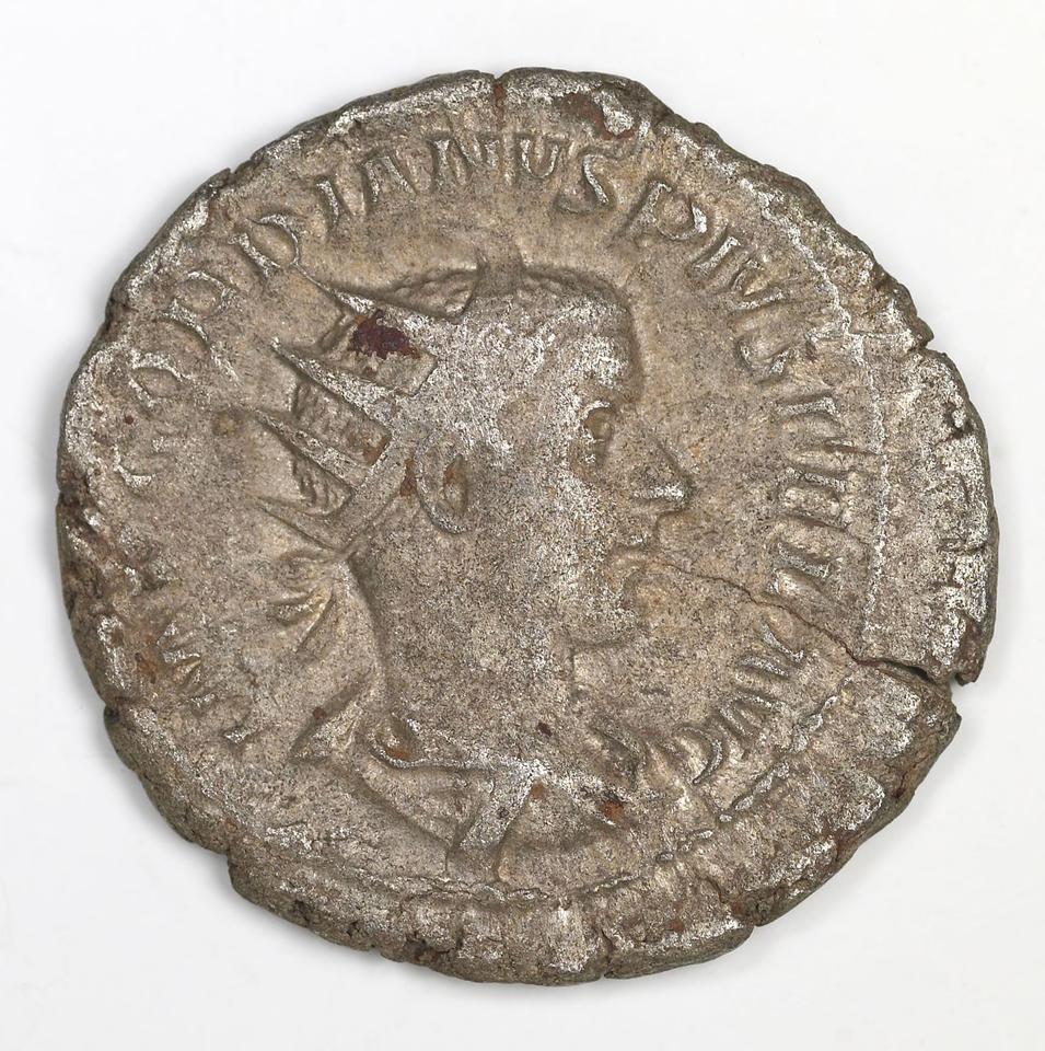 Gordian III, silver antoninianus, collection photograph IATH-1991.17.14, obverse