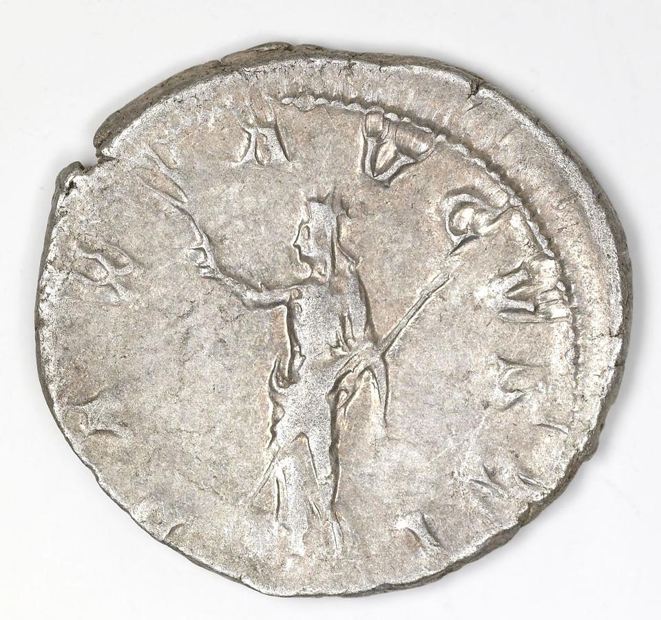 Gordian III, silver antoninianus, collection photograph IATH-1991.17.12, reverse
