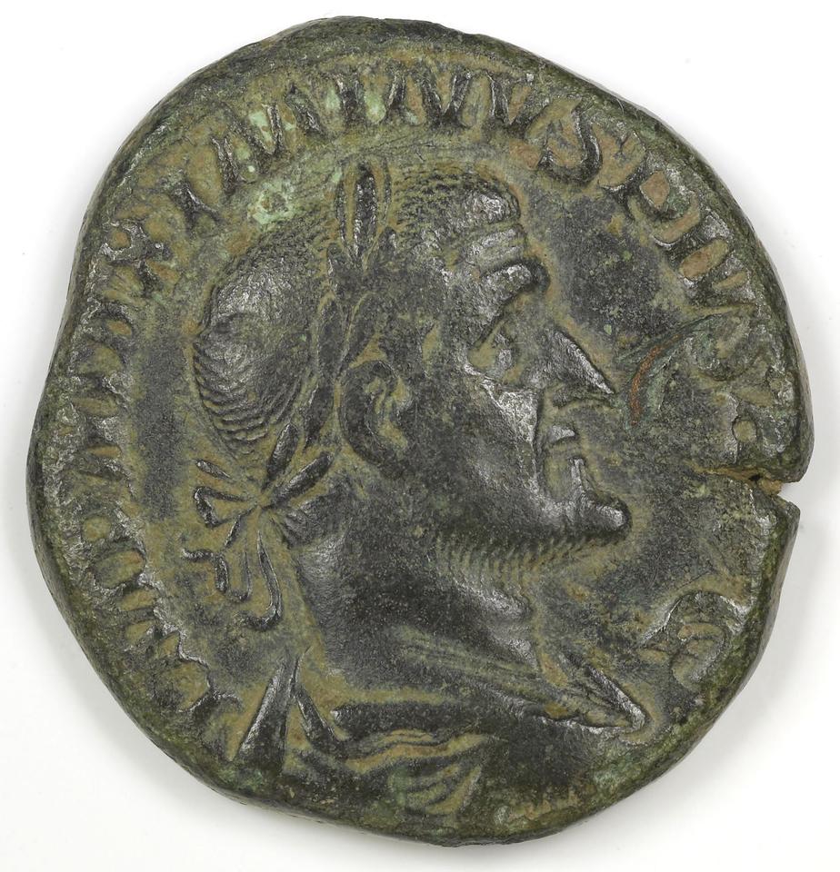 Maximinus I, Bronze sestertius, collection photograph IATH-1989.19.21, obverse