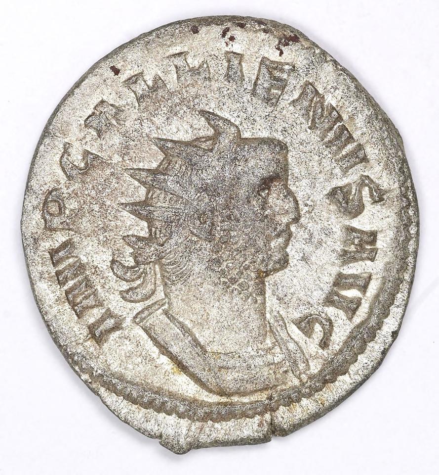 Gallienus, silver antoninianus, collection photograph IATH-1991.17.117, obverse