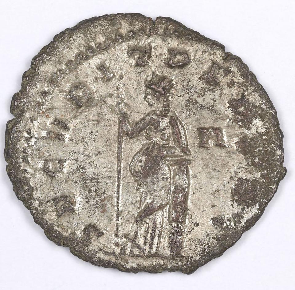 Gallienus, silver antoninianus, collection photograph IATH-1991.17.93, reverse