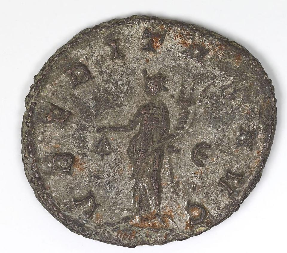 Gallienus, silver antoninianus, collection photograph IATH-1991.17.88, reverse