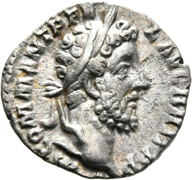 Commodus Silver Denarius, RIC III Commodus 220, obverse