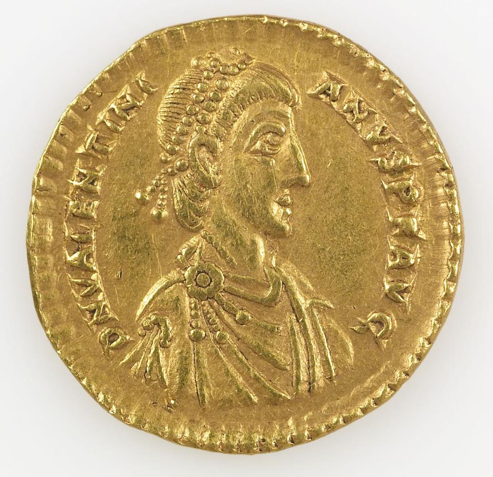 Valentinian II, gold solidus, collection photograph IATH-1989.19.23, obverse
