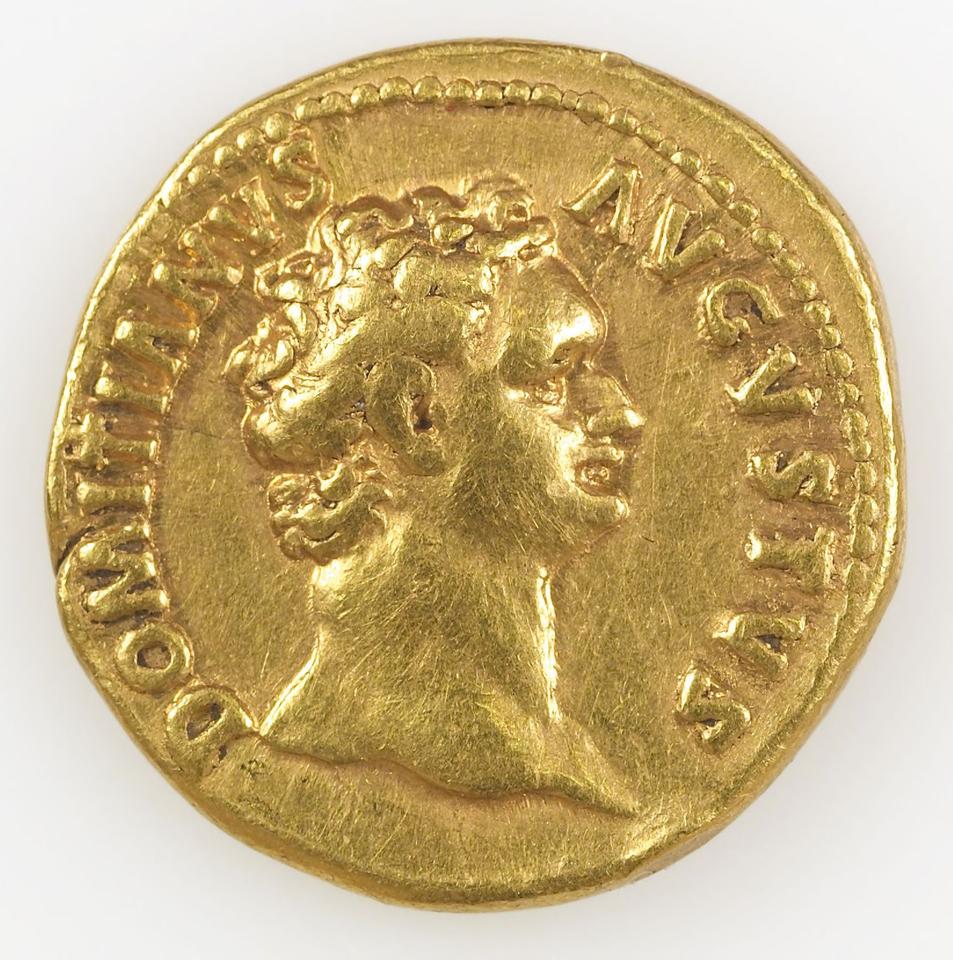 Domitian, Gold aureus, collection photograph IATH-1996.2.3, obverse