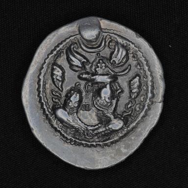 Silver Drachm of Peroz I (r. 457/459–484 AD): Typology, Iconography, and Crisis Coinage, obverse