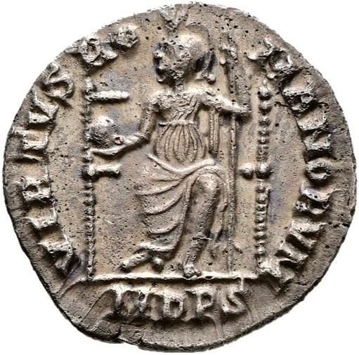 Magnus Maximus, silver siliqua, collection photograph Hamburg-ID2100, reverse