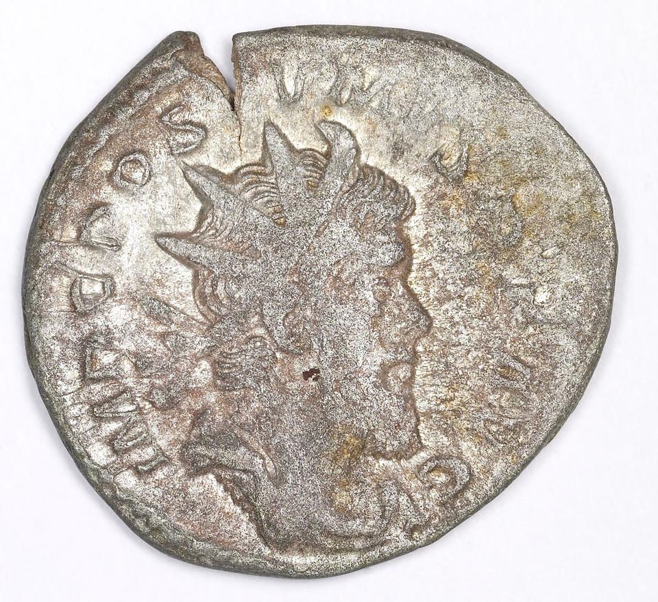 Postumus, silver antoninianus, collection photograph IATH-1991.17.226, obverse