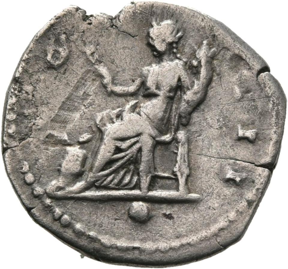 Hadrian, Silver denarius, collection photograph Mainz-ID36, reverse