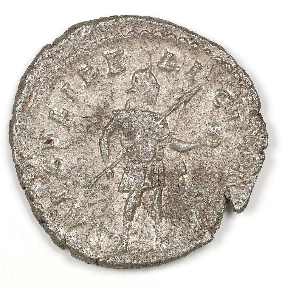 Postumus, silver antoninianus, collection photograph IATH-1991.17.221, reverse
