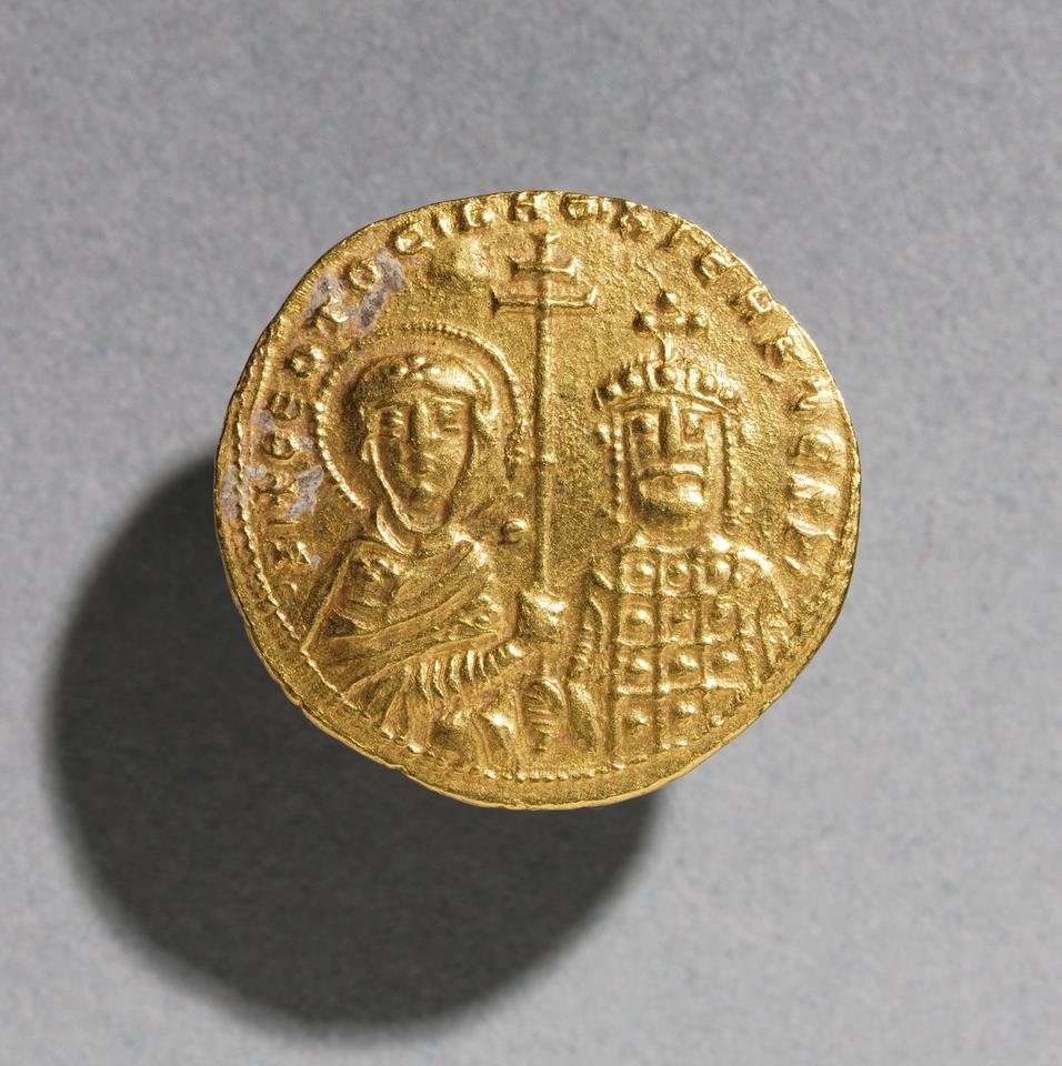 Nicephorus II, Gold nomisma, collection photograph CMA-1964-423, reverse