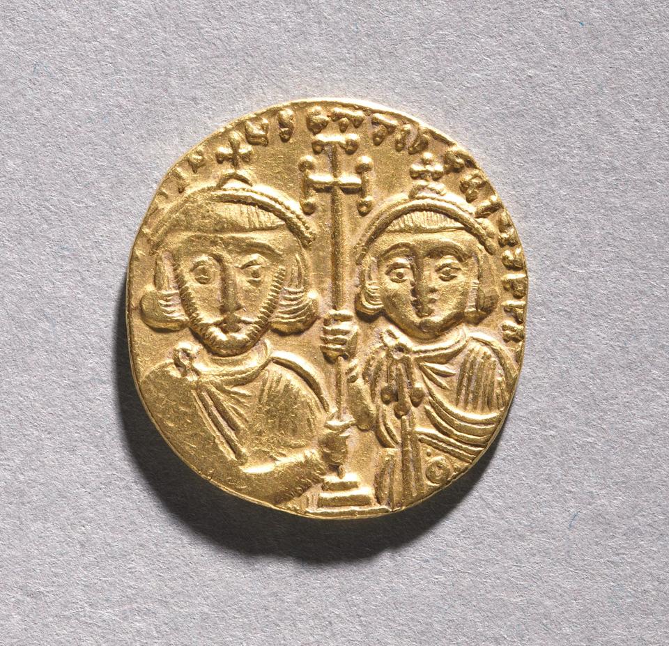 Justinian II and Tiberius, Gold solidus, collection photograph CMA-1968-57, reverse