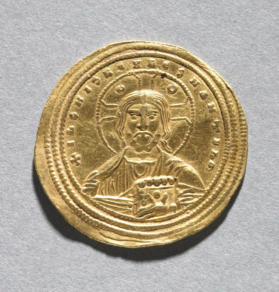 Basil II and Constantine VIII, Gold nomisma, collection photograph CMA-1968-62, obverse