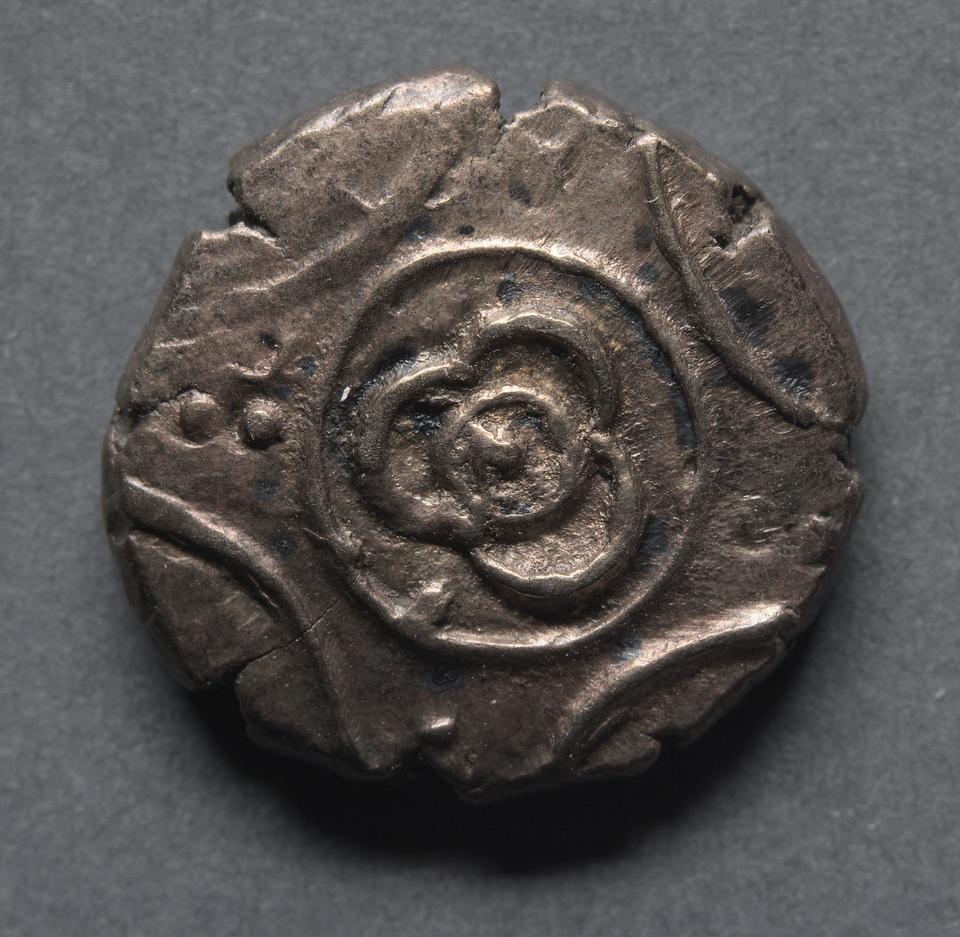 Iceni, Gold stater, collection photograph CMA-1969-156, obverse