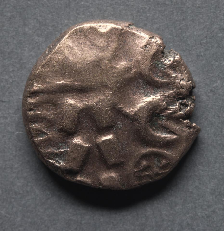 Corieltauvi, Gold stater, collection photograph CMA-1969-157, obverse