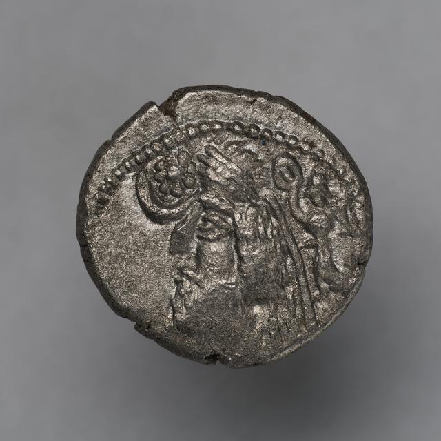 Phraataces (Phraates V), Silver Drachms of the Arsacid Empire, obverse