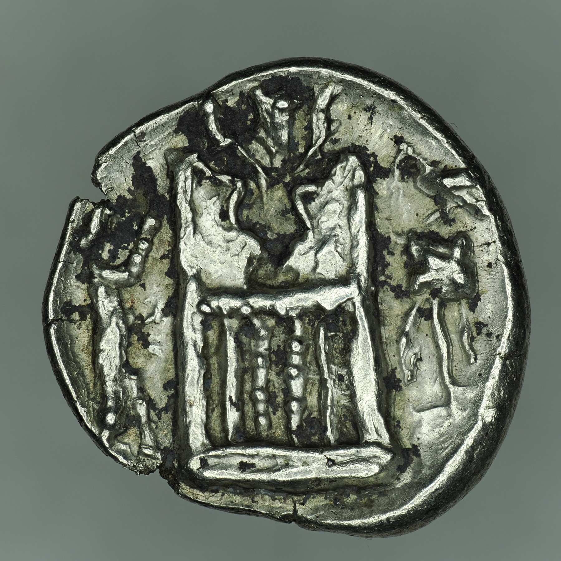 Autophradates II Silver Drachm of Persis: Typological and Iconographic Analysis, reverse